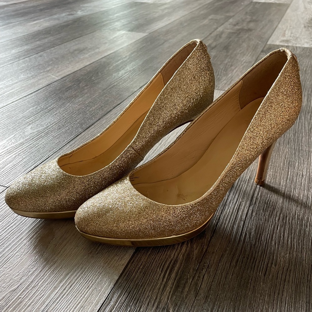Sparkly gold heels.